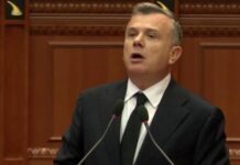 Akuzat për protestën, Balla i kujton opozitës 8 Janarin: Krahu i Berishës me çekiçë, ai i Bashës me gaz lotsjellës