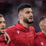 Edhe një shans të artë, Armando Broja luan titullar kundër Manchester United, por është hera e fundit