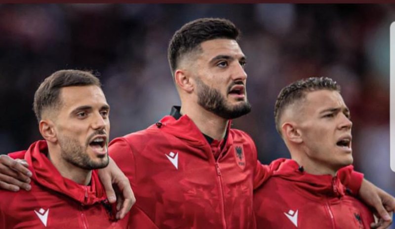 Edhe një shans të artë  Armando Broja luan titullar kundër Manchester United  por është hera e fundit