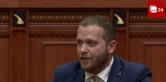 Ardit Bido sulmon Berishën nga Kuvendi: Gënjeve në Strasburg për librat e shkollës dhe nxive Shqipërinë