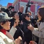 DEBATI/ Kundër transferimit te tregu i ri, Spiropali takon tregtarët që protestojnë në Vlorë: Do të flas unë me kryetaren