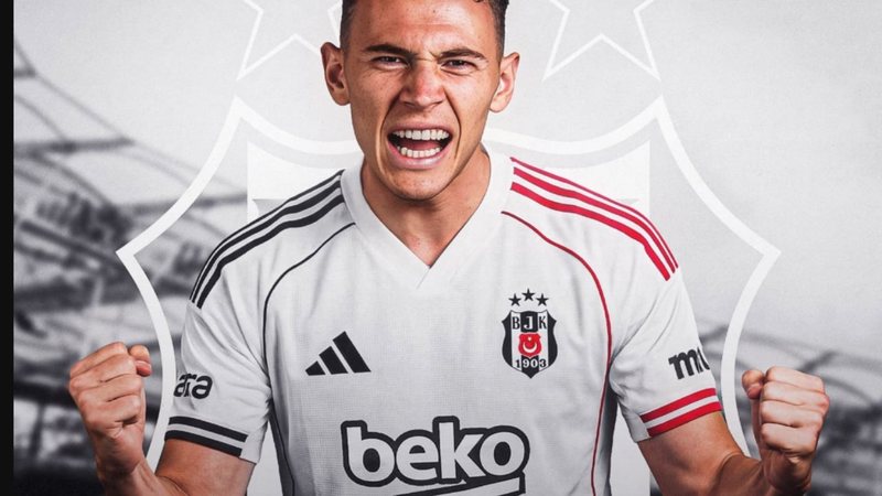 e-bujshme-kristjan-asllani-largohet-nga-italia-eshte-lojtari-me-i-ri-i-beshiktash-it