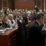 PS kërkoi heqjen e 4 pr.ligjeve nga kalendari, miratohet ndryshimi i rendit të ditës