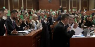 PS kërkoi heqjen e 4 pr.ligjeve nga kalendari, miratohet ndryshimi i rendit të ditës