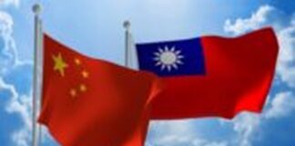 Ushtria kineze “monitoron” anije amerikane gjatë kalimit në Ngushticën e Tajvanit