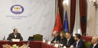 Bojkoti i opozitës/ Komisioni për Territorialen propozon ndryshime: Të hiqet pariteti dhe e drejta e vetos