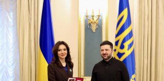 Zelensky dekoron Spiropalin në Kiev me Urdhrin e Lartë Shtetëror, Ministrja: Nderim për vlerat e shenjta njerëzore që shqiptarët strehojnë në zemrat e tyre