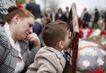 Balla kujton masakrën e Reçakut: Ndërsa komandantët e UÇK po mbahen padrejtësisht në Hagë, ekzekutorët dhe urdhëruesit vazhdojnë t’i shmangen drejtësisë