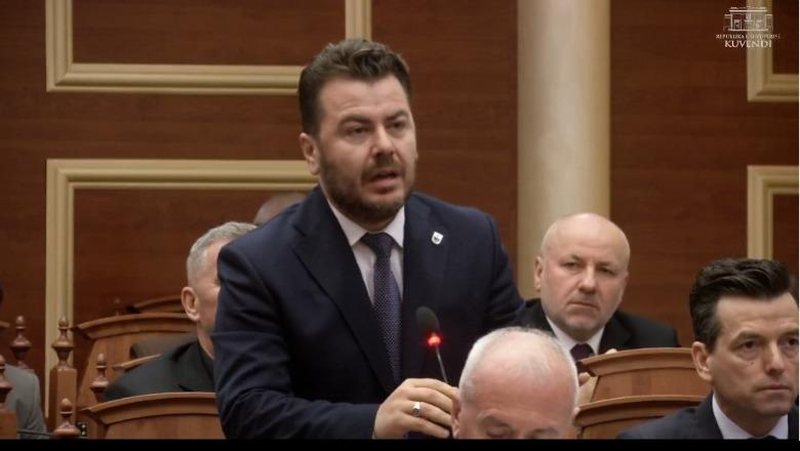  Mundësia  refuzon Berishën  Kapri  Nuk mund të ulemi me të akuzuarit për korrupsion