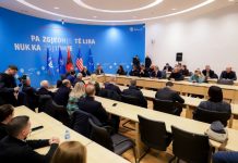 Përmbytjet në Durrës, Berisha: Patronazhistët vodhën tre pompa në Hamallë