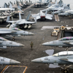 Armata e Trump: 12 anije, avionë luftarakë dhe dy nëndetëse. Gjithçka gati për sulmin ndaj Iranit