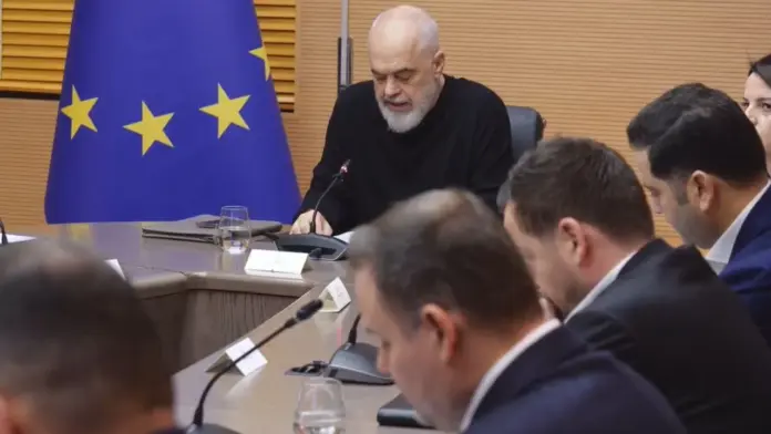  Pse nuk shpallet gjendja e jashtëzakonshme    Rama me Emergjencat Civile  Shiu nuk ndalet me shpifje dhe fajtorë imagjinarë