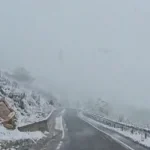 Nisin reshjet e borës në qarkun e Kukësit/ Temperaturat zbresin deri në –16°C, autoritetet i bëjnë thirrje shoferëve për kujdes