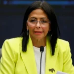 “Do të garantoj paqen në vend”/ E betuar si presidente e përkohshme e Venezuelës, Delcy Rodriguez: Maduro dhe Cilia Flores janë heronj