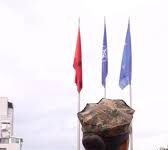 Ministri Vengu ndan videon nga ceremonia e betimit të kadetëve në Akademinë e Forcave të Armatosura