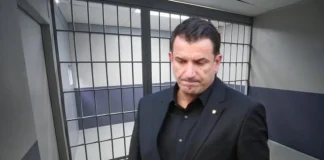 “Furgoni i policisë u vonua”/ Drejtoria e Burgjeve i përgjigjet Erion Veliajt