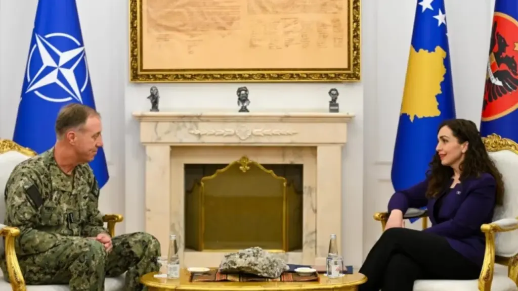  Po përballemi me rreziqe   Osmani në takimi me admiralin amerikan të NATO s  Serbia ka mungesë të llogaridhënies