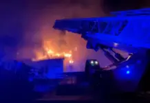 Ndërsa negociatat e paqes mes SHBA-së, Kievit dhe Moskës vazhdojnë, Ukraina sulmon me raketa dhe dronë rajonin rus në kufi