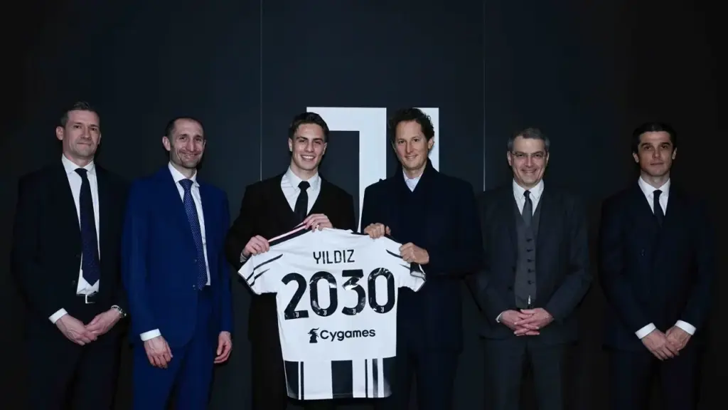 Zyrtare  Yildiz është i Juventusit  talenti turk rinovon kontratën me bardhezinjtë deri në vitin 2030