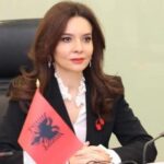 Ministrja Spiropali: Përgëzojmë studentët shqiptarë të Maqedonisë së Veriut për angazhimin qytetar për kërkesën e tyre për përdorimin e gjuhës shqipe në përputhje me të drejtat e garantuara nga Kushtetuta