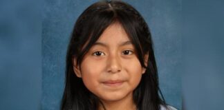 Agjentët e kapën kur po shkonte në shkollë, 10-vjeçarja lirohet pas një muaji nga paraburgimi i ICE