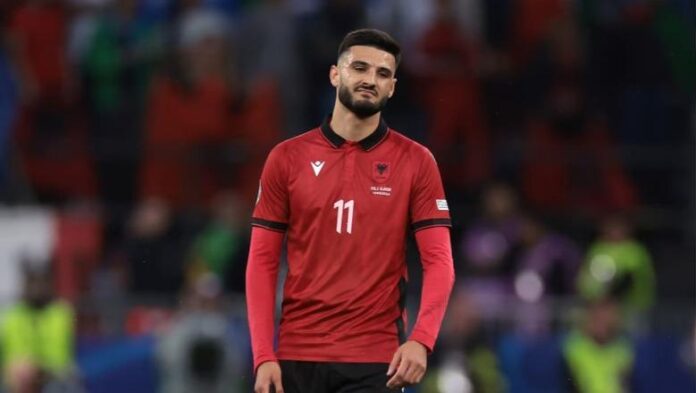 1772289122_armandobroja