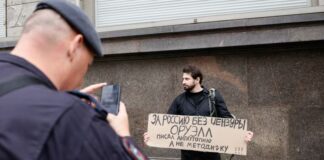 Kremlini ashpërson kontrollin, Putin shton forcën e FSB mbi internetin rus