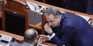 Arsyet e nervozizmit të “trurit” të opozitës me mediat