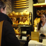 Nuk ka më bukëpjekës/ Shoqata e prodhuesve të bukës kërkon subvencionim nga shteti: Zanat në zhdukje