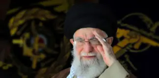 LAJMI I FUNDIT/ KONFIRMOHET: Gjendet trupi i vdekur i Khameneit, liderit suprem të Iranit