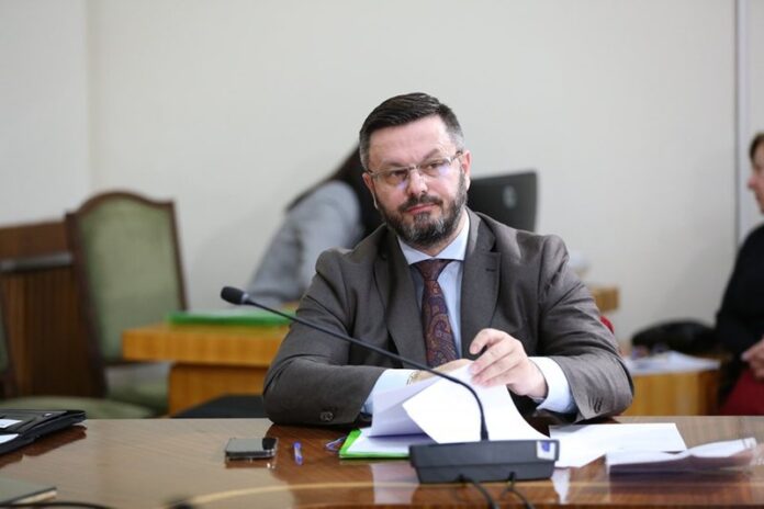 -800-0-1712147267xndreca-171