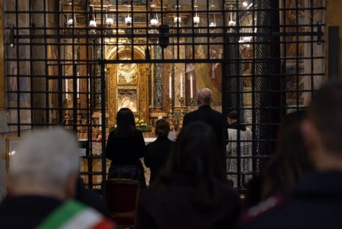 -800-0-1770552603x2-10-739 (1)