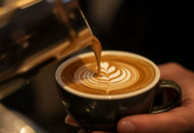 Studimi: Pirja e kafesë dhe çajit mund të mbrojë trurin dhe ulë rrezikun për demencë