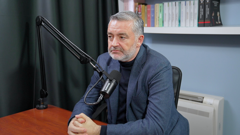 Pezullimi i Ballukut   Klosi  Ministria e Drejtësisë së Greqisë dhe Italisë po punojnë me ekspertët shqiptarë për një paketë ndryshimesh ligjore