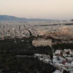 Greqi, qiratë dalin jashtë kontrollit