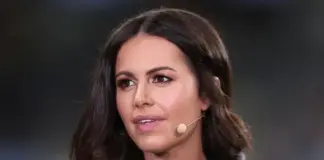 U bë virale duke raportuar e dehur, gazetarja sportive kërkon falje: Ndihem e turpëruar