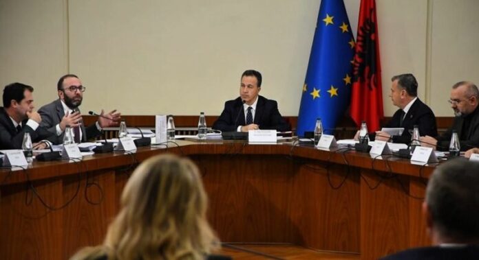 -800-0-1771821939xkeshilli-i-mandateve-1-770x420-504