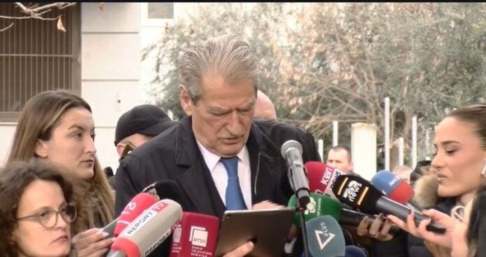 -800-0-36d048c2bd05938c7c19197bc47515f1