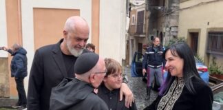 Takimi historik me Papën, Rama ndan çaste të veçanta nga vizita e tij në Vatikan