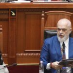 “Nuk hyjmë në vallen e dorëheqjeve sa herë ka një akuzë”, vendimi i Ramës për Ballukun: Do pres raportin e Këshillit të Mandateve