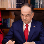 Begaj dekreton ligjin për konfliktin e interesit: gjoba deri në 500 mijë lekë për zyrtarët