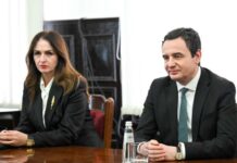 Vetëvendosje dorëzon propozimin për Albin Kurtin si Kryeministër për Qeverinë e re