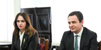 Vetëvendosje dorëzon propozimin për Albin Kurtin si Kryeministër për Qeverinë e re