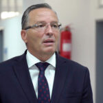 Kurti nis konsultimet me partitë për presidentin e ri, kreu i PDK-së i përgjigjet pozitivisht ftesës