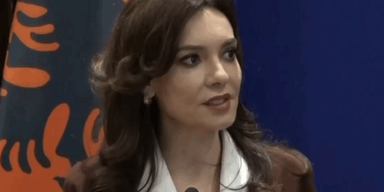 “Kosova e pavarur dhe sovrane, Serbia të pajtohet me këtë realitet”/ Spiropali në Prishtinë: Integrimi euroatlantik, element kyç!