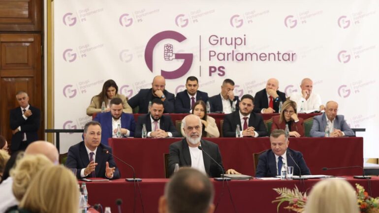 Pezullimi i ministrave  Edi Rama dorëzon sot nismën ligjore  Mblidhet grupi parlamentar i PS së  ja ndryshimet që priten