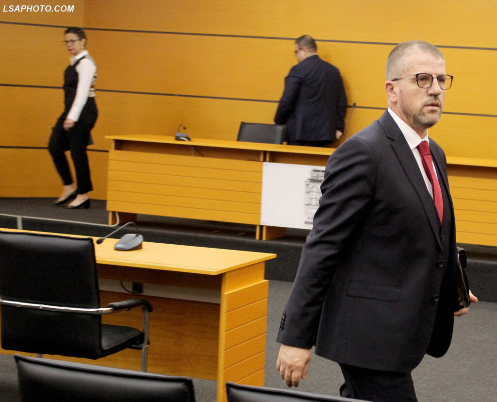 Numri i lartë i të paraburgosurve  Beci  Masa e sigurisë është trajtuar si e zakonshme  proceset hetimore janë zvarritur  Për pagat e gjyqtarëve përgjigjet Kushtetuesja