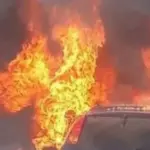 Digjen gjatë natës automjetet e biznesmenit në Ksamil, dyshohet të jetë e qëllimshme