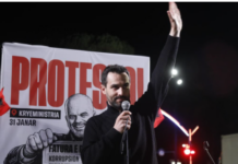 Fillon lufta e brrylave mes Adriatik Lapaj dhe PD!