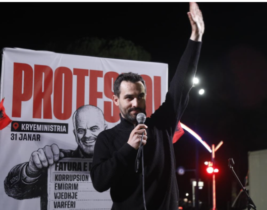 Fillon lufta e brrylave mes Adriatik Lapaj dhe PD 